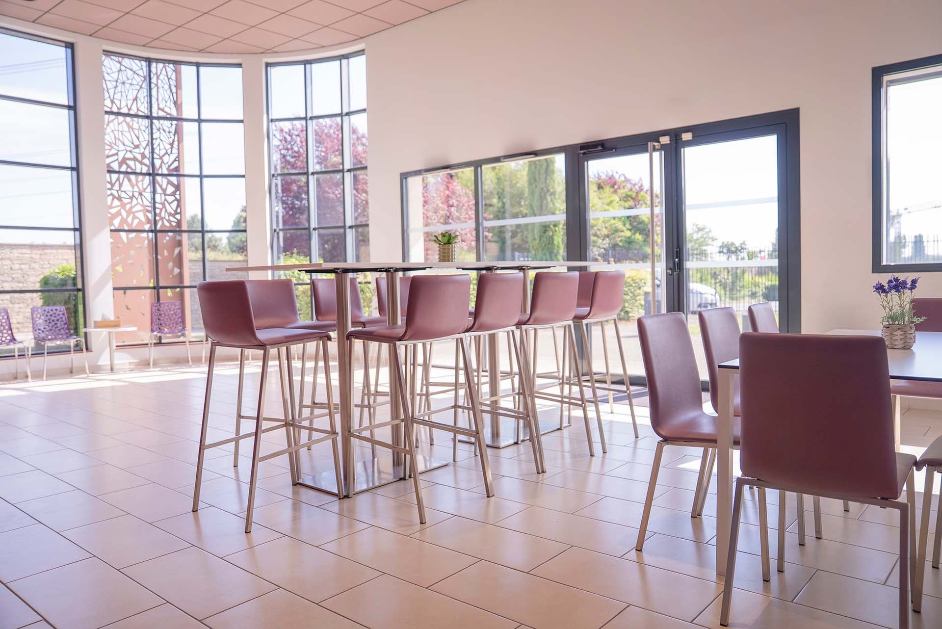Crematorium-de-Tremblay-en-France_Espace-de-convivialité